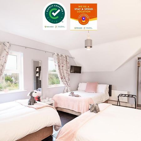 Caravogue House Hotel Trim Bagian luar foto