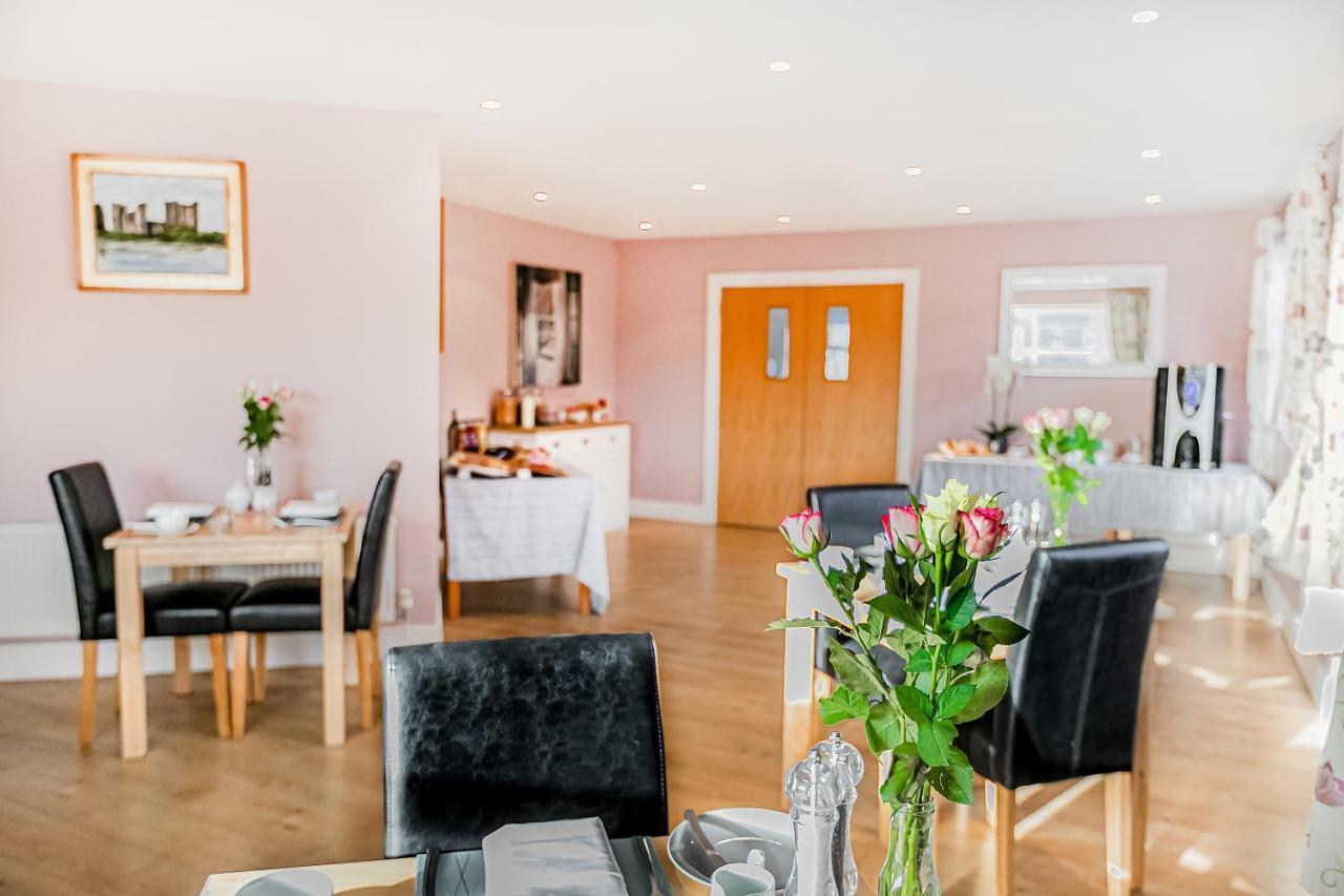 Caravogue House Hotel Trim Bagian luar foto