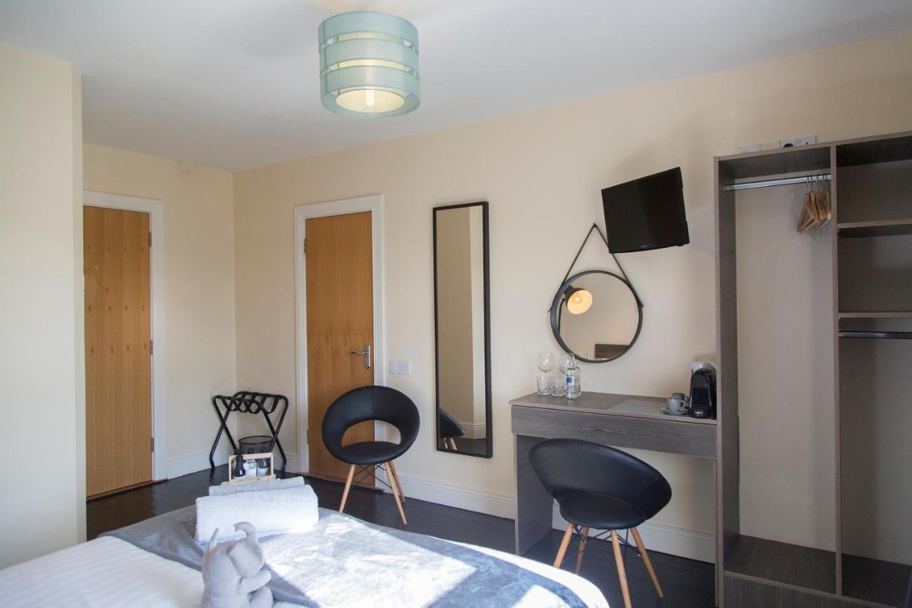 Caravogue House Hotel Trim Bagian luar foto