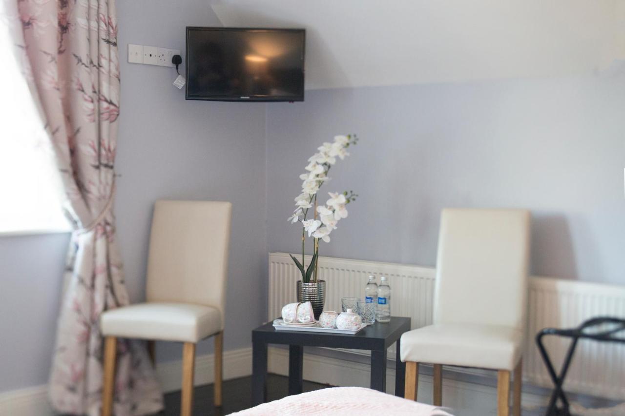 Caravogue House Hotel Trim Bagian luar foto
