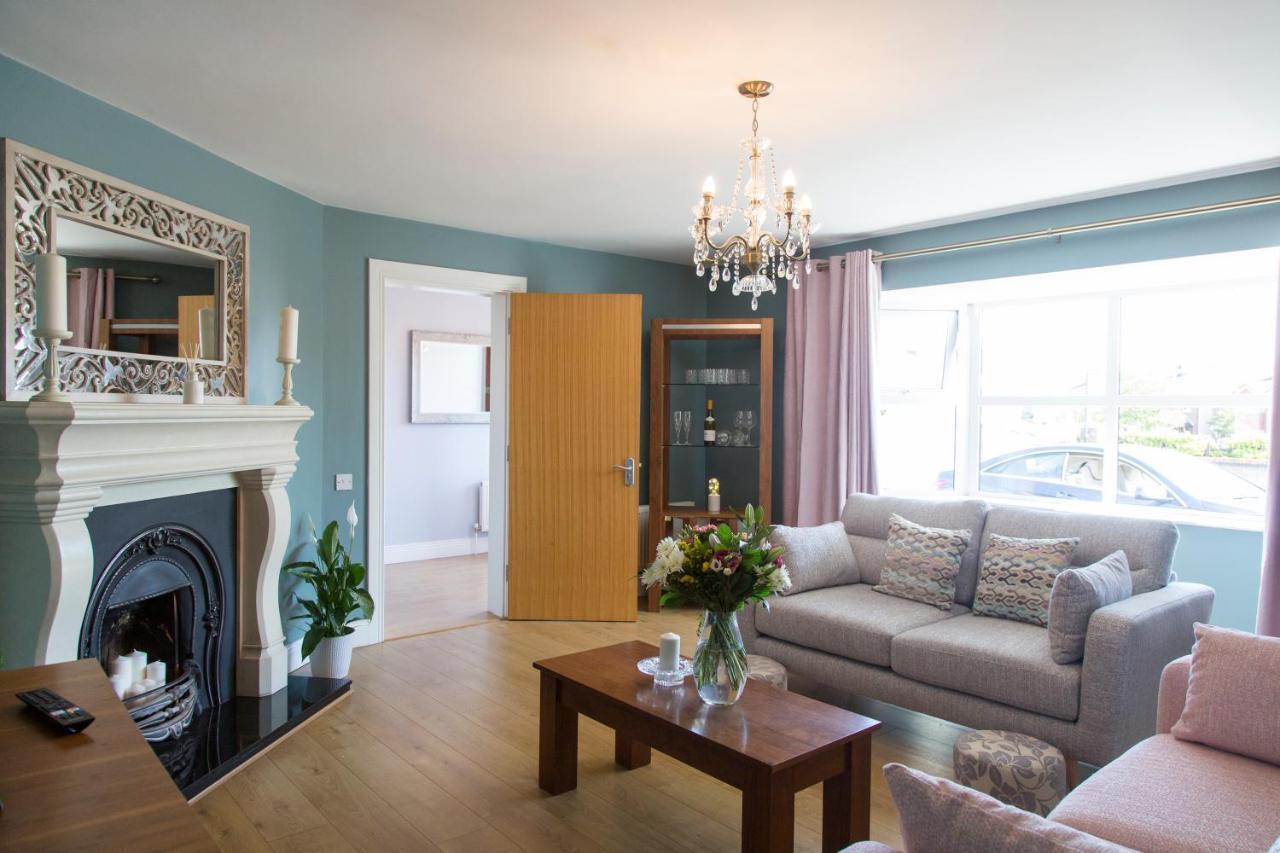 Caravogue House Hotel Trim Bagian luar foto