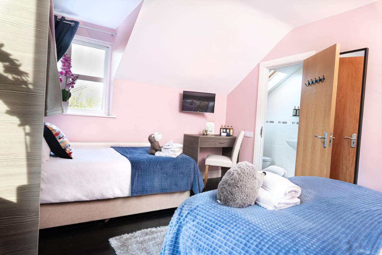 Caravogue House Hotel Trim Bagian luar foto