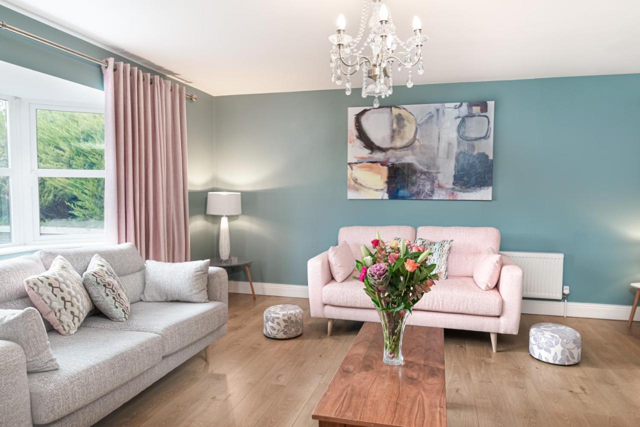 Caravogue House Hotel Trim Bagian luar foto
