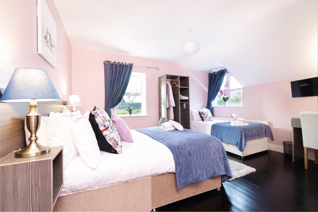 Caravogue House Hotel Trim Bagian luar foto