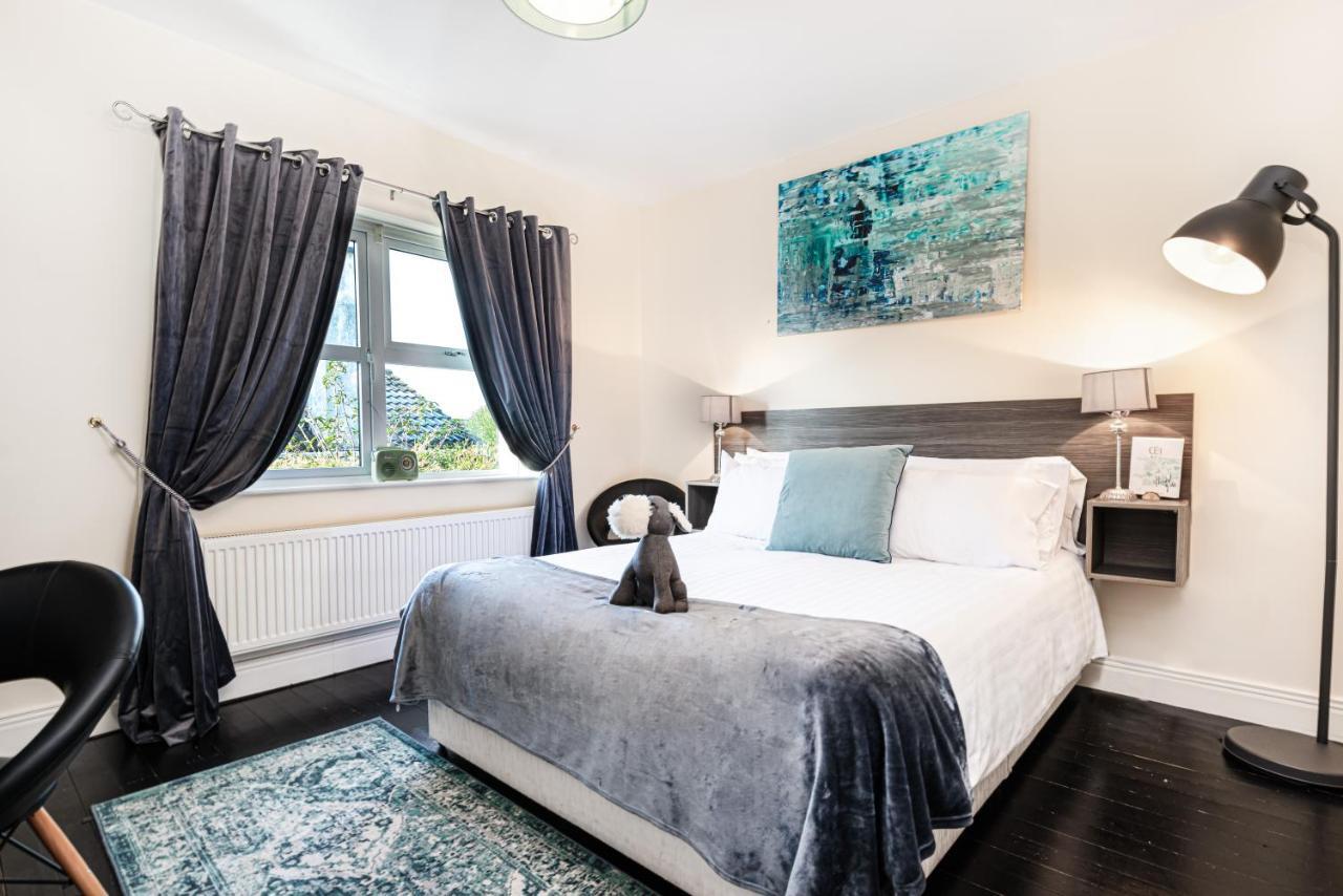 Caravogue House Hotel Trim Bagian luar foto